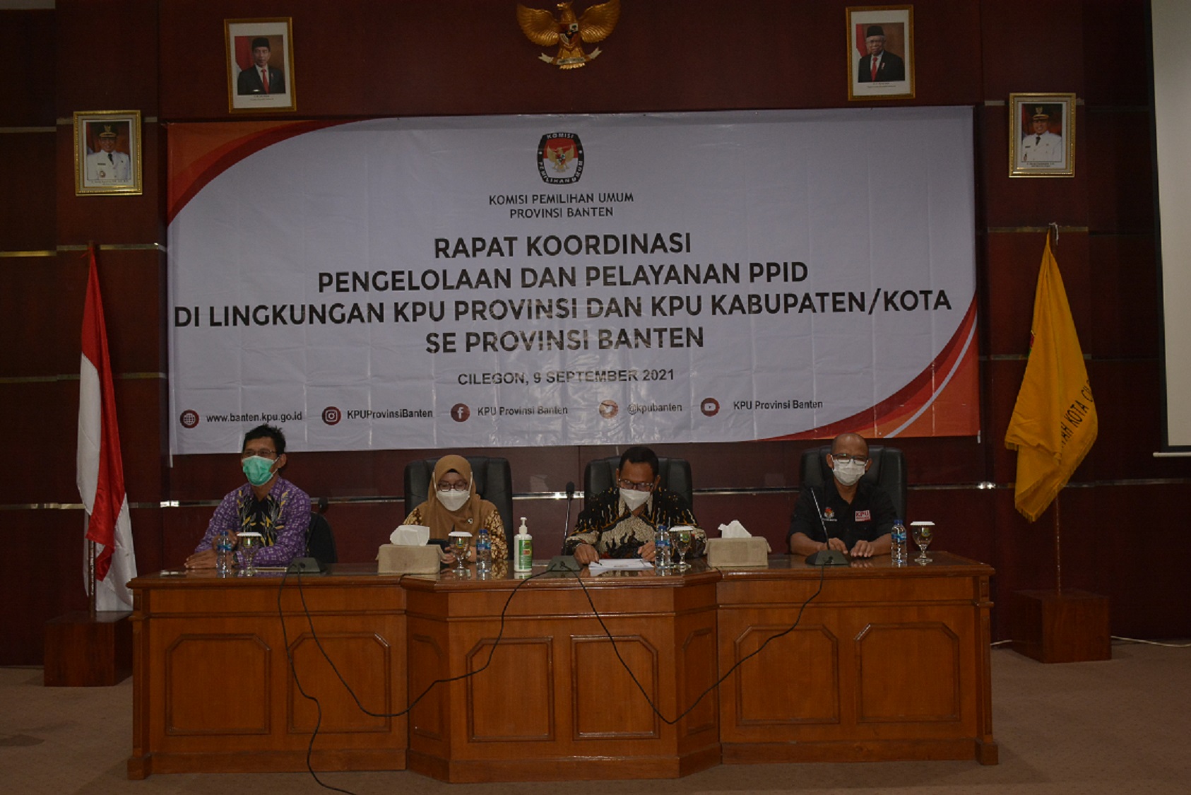 Rapat Koordinasi Pengelolaan dan Pelayanan PPID di Lingkungan KPU Banten